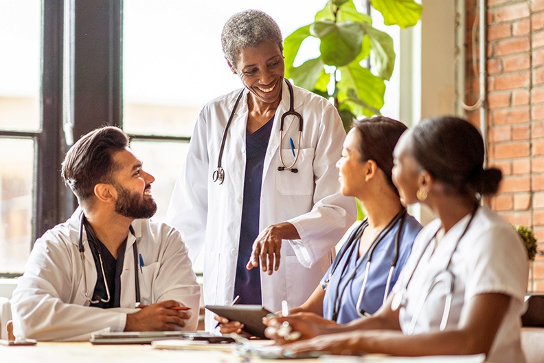 Emergency medicine doctor jobs and team members